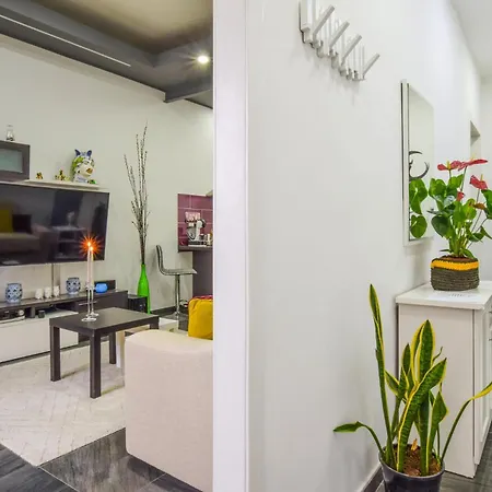 Amazing In Mitogio With Wifi Feriehus