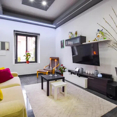 Amazing In Mitogio With Wifi Feriehus Gaggi