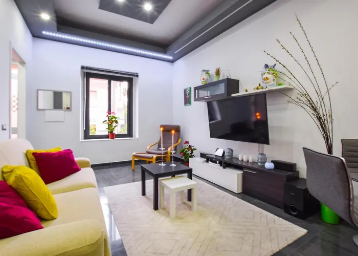 Amazing In Mitogio With Wifi Casa vacanze Gaggi