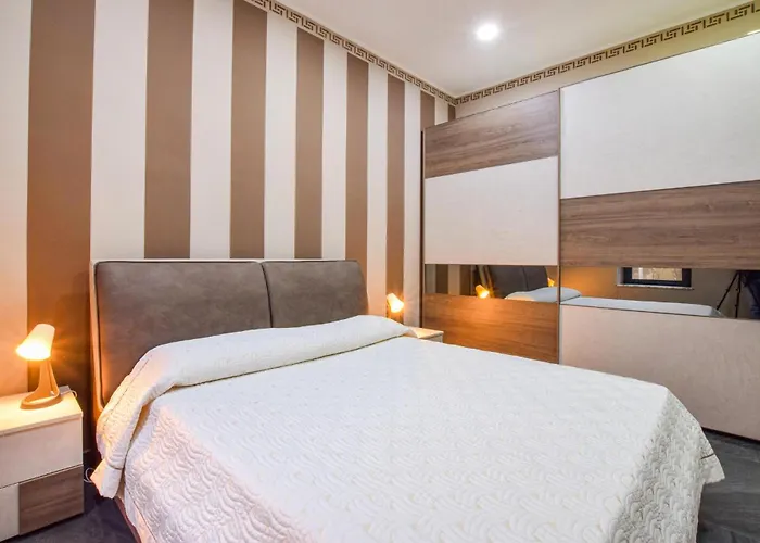 Amazing In Mitogio With Wifi Casa vacanze *