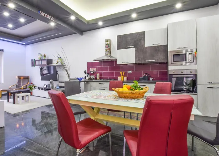 Amazing In Mitogio With Wifi Casa vacanze